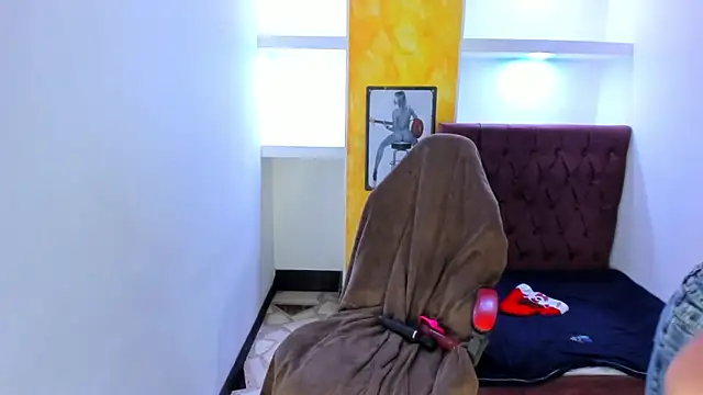 lala_clark's cam snapshot