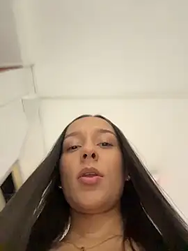 Brunettecollins05's cam snapshot