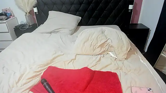 Melina_Diamond's cam snapshot