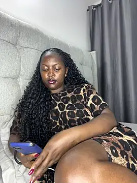 prettiepearl live sex cam