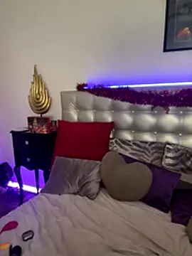 TiffanyRoxx live sex cam