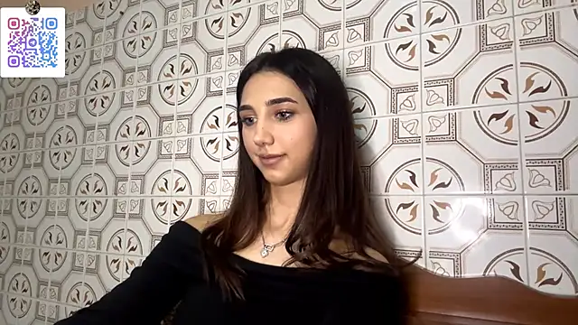 LinaMour's cam snapshot