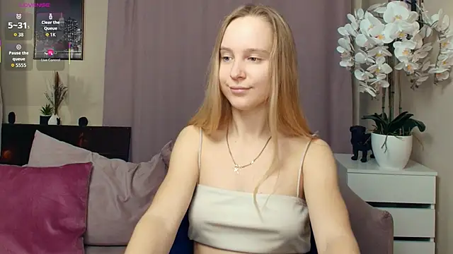 SoonMoor live sex cam