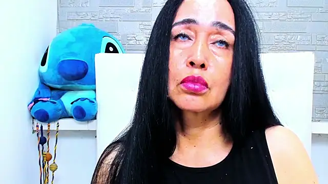 HorniestMilf's cam snapshot