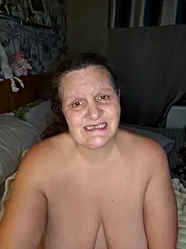 MissQueenBeex's cam snapshot