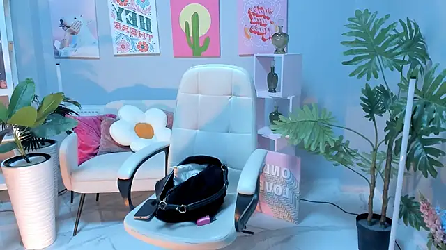 MonicaFarmer live sex cam