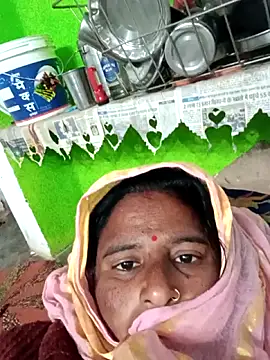 Quin_love143's cam snapshot