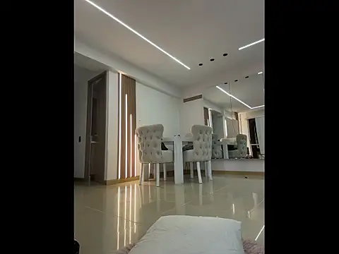 CATALINA_RESTREPO live sex cam