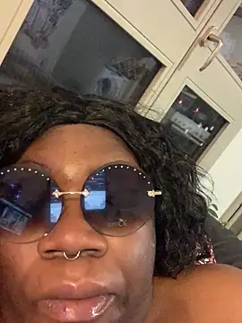 NYRIELLE's cam snapshot