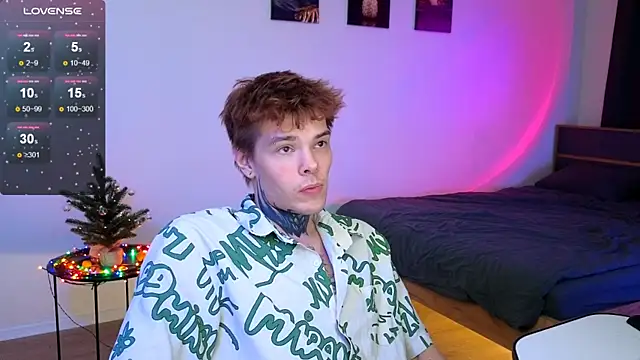 DENIS_HERE's cam snapshot