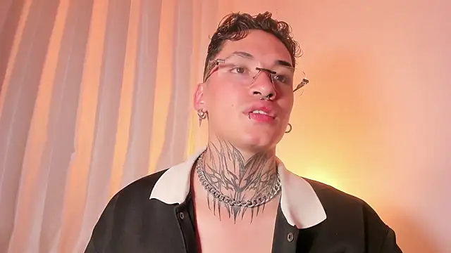 AlecBanne's cam snapshot