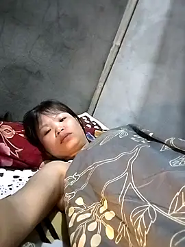 LinhNa999 live sex cam