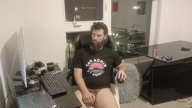 Armyexhibitionistvet's cam snapshot