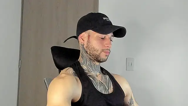 _jamesleandros1's cam snapshot