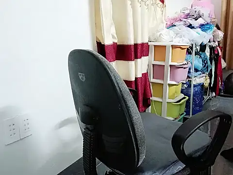 JeniLynh9x's cam snapshot