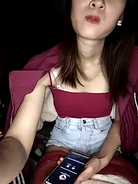 Em_xinh01's cam snapshot