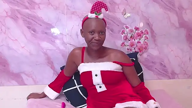 EbonyOlive69's cam snapshot