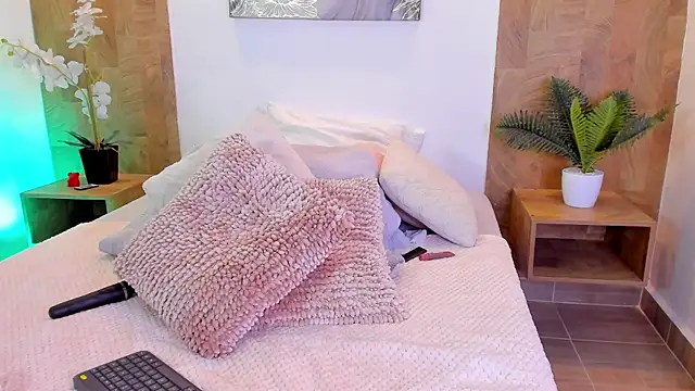 CamilleLynn's cam snapshot