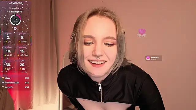 AleksaDivine's cam snapshot