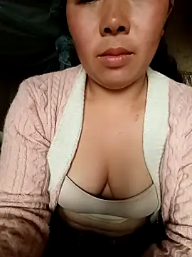 quynhkoolbae's cam snapshot