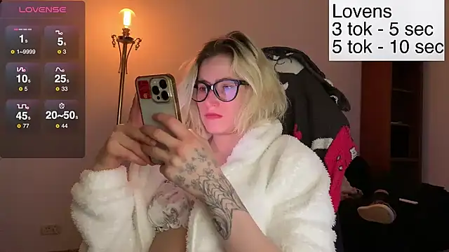 Sexy_Sweets's cam snapshot