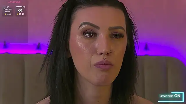 EnyaHazell's cam snapshot