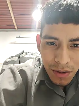 El_CHEGO live sex cam