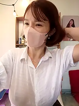 Nira_ngot_ngao_'s cam snapshot