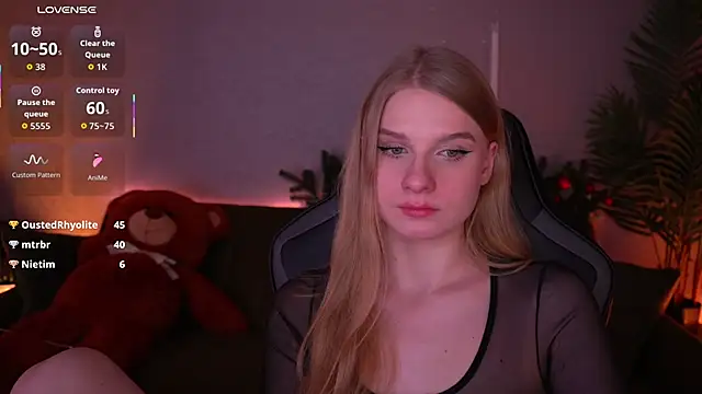 ViviAnneD's cam snapshot