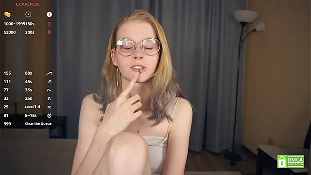 ToyaPletz's cam snapshot