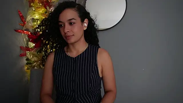 VelvetCurls's cam snapshot