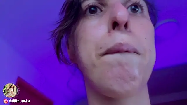 Lilith_malum live sex cam