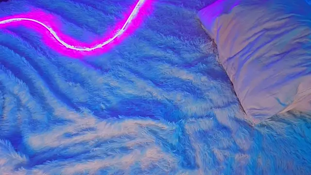 MarciaMarshall's cam snapshot