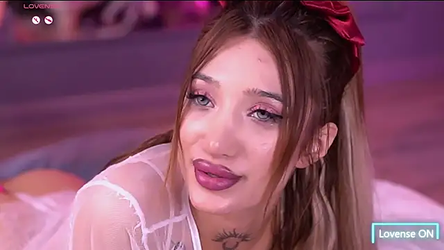 SiennaJayden's cam snapshot