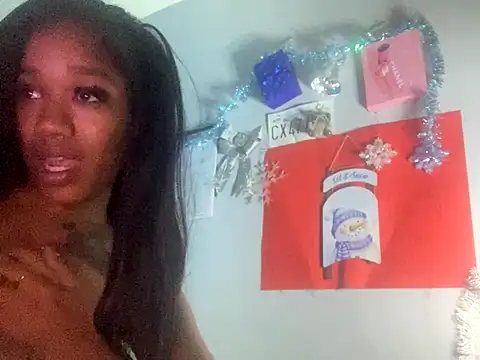 Ahlanacherae_creamz's cam snapshot