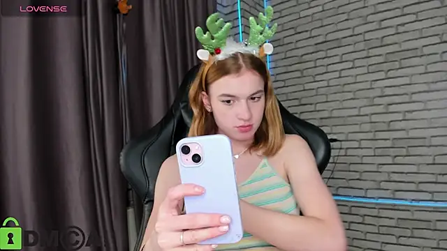 Stacey_Brown's cam snapshot