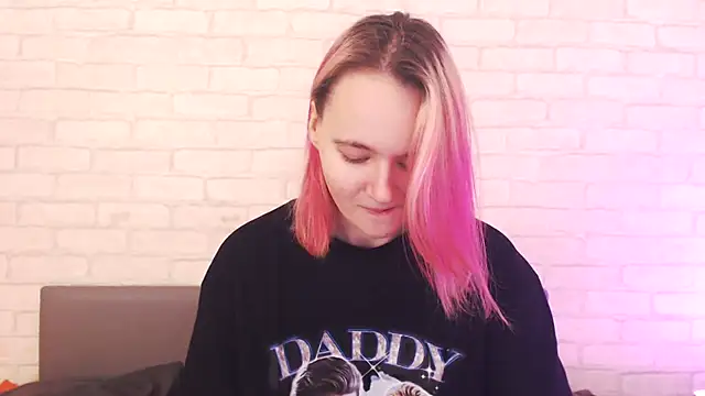 Ericha_Stone's cam snapshot