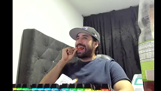 coolfriki's cam snapshot