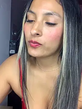 Cami_Leon2's cam snapshot