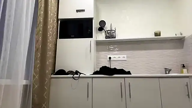 MiloyNoir's cam snapshot