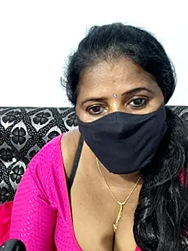 siri_tamiltelugu's cam snapshot