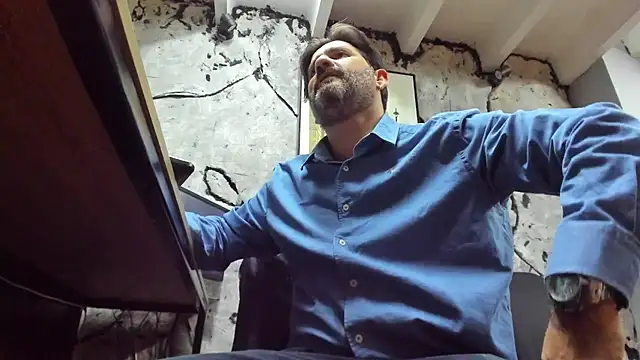 Maxi_thebig_daddy live sex cam