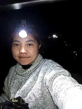 EllyBaby20's cam snapshot