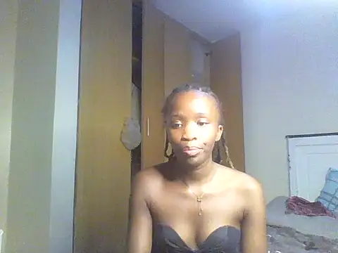 sexxieassy_hanaz's cam snapshot