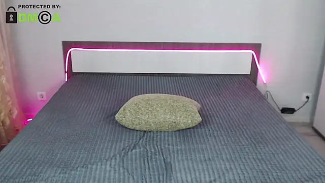 RonnieMilles's cam snapshot