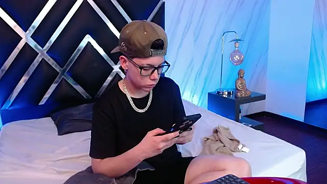 SpencerMontgomery's cam snapshot