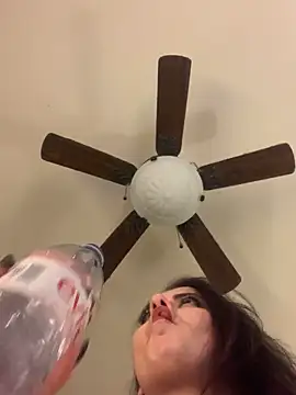 holyeroticss live sex cam