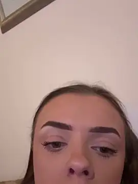 cutietootie02 live sex cam