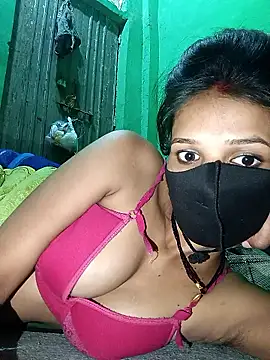 Hoty_girl_143's cam snapshot