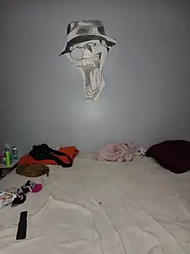 Bigtiti01's cam snapshot